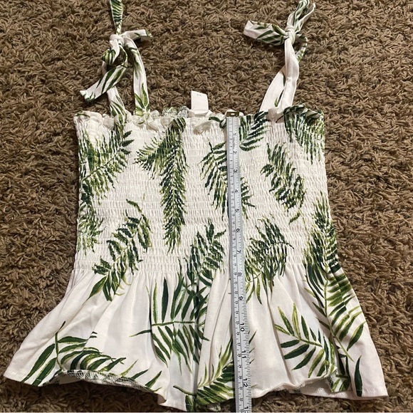 H&M Leaf Crop Top Tank Top - Picture 4 of 6